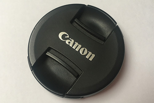 Canon lencsevédő