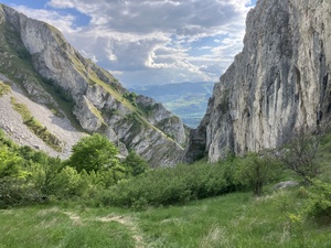 A Székelykő nyergéből lefele