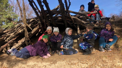 A fából épített kis menedékhelyet többen is megrohamozták_FOTÓ Kismihály Boglárka